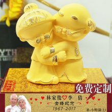 白头偕老绒沙金摆件，可定制的结婚纪念日创意礼品